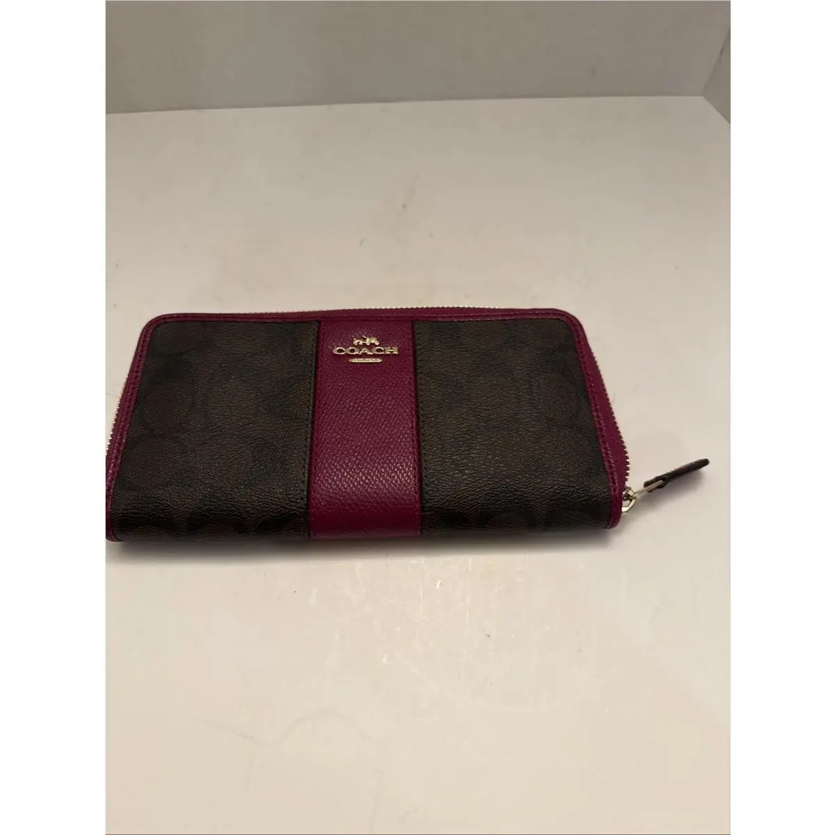 Coach Signature Zip Around Wallet F54630 Brown/fuchsia