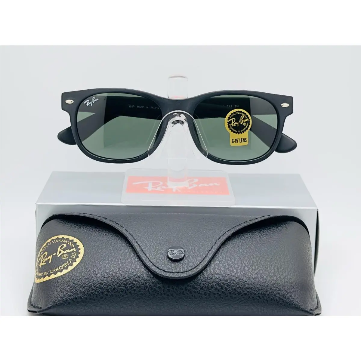 Ray-ban Sunglasses RB 2132 901 52-18 Wayfarer Black Frames G-15 Green Lenses