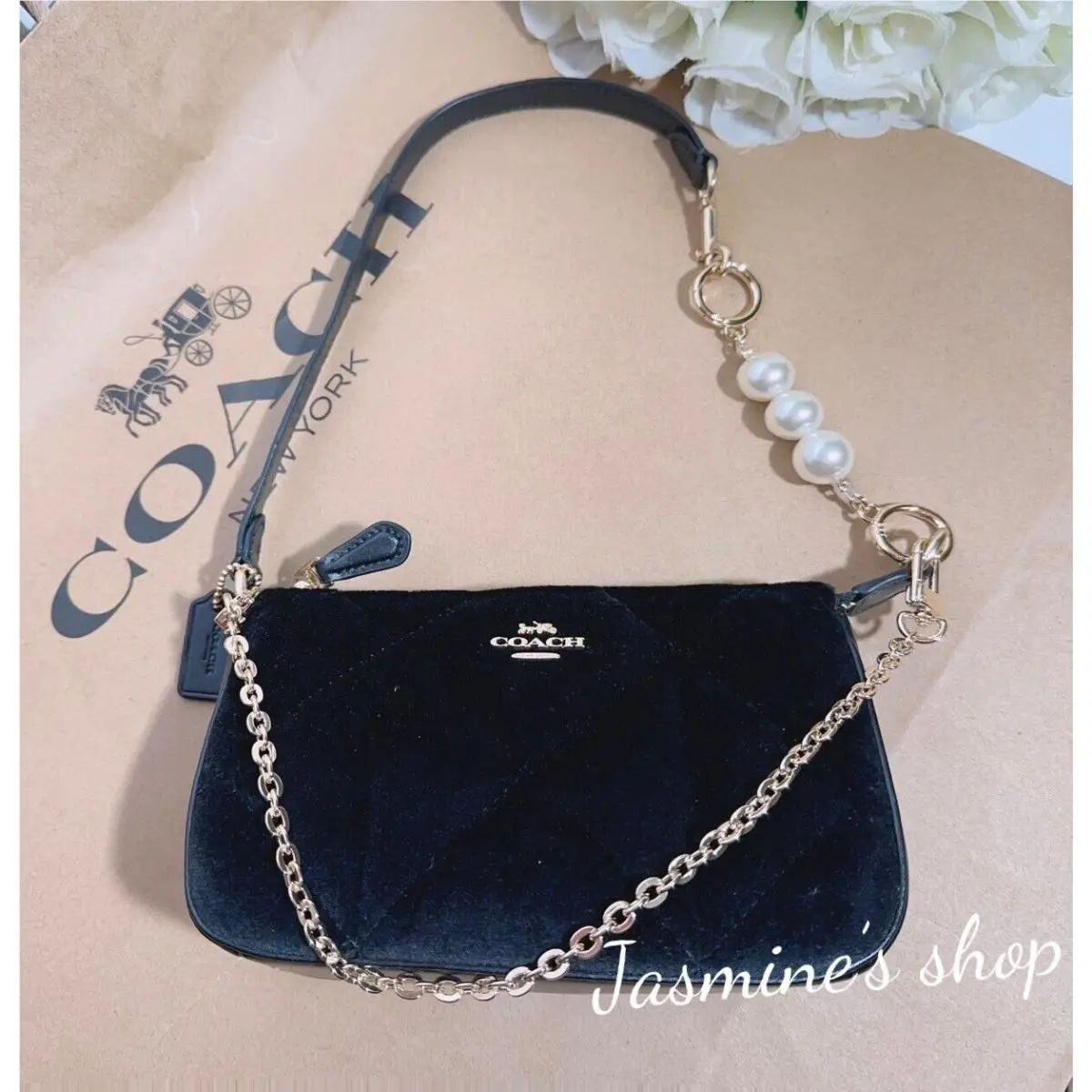 Coach Nolita 19 with Quilting CP247 + Free Pearl Chains