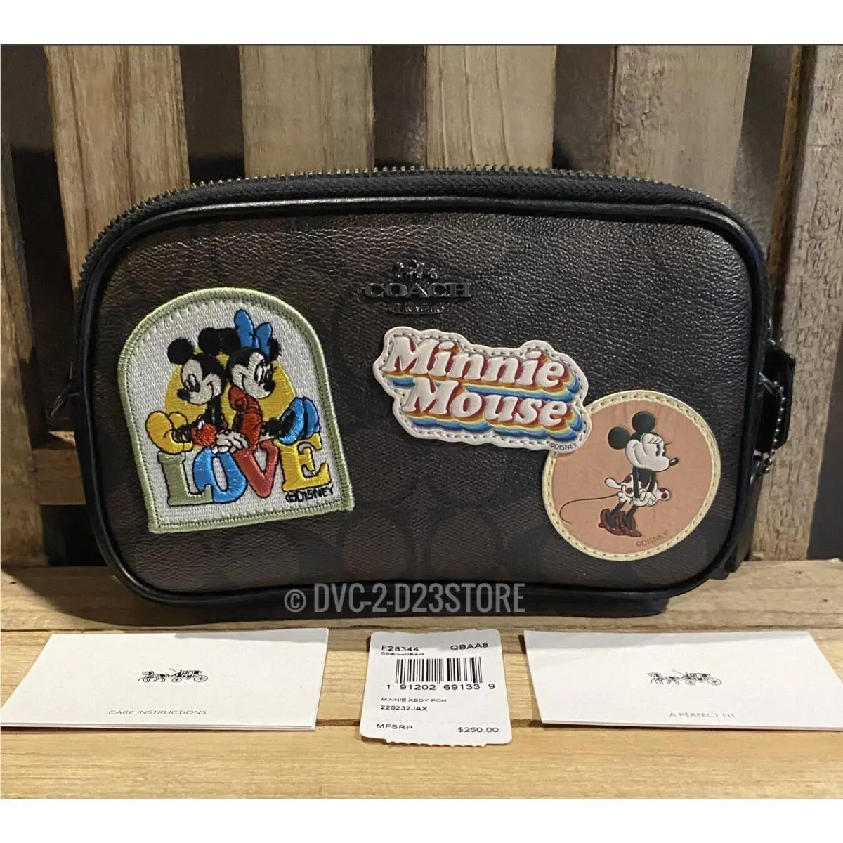 Disney X  Minnie Mouse Patches Signature Zip Zip Crossbody Purse F28344 by Coach