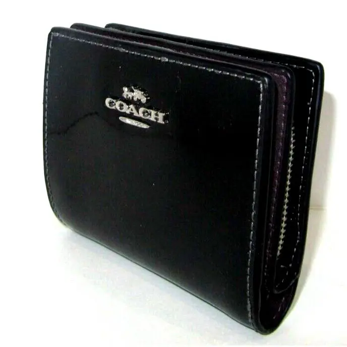 Coach CN383 Black Patent Leather Snap Card Case Wallet with C Charm