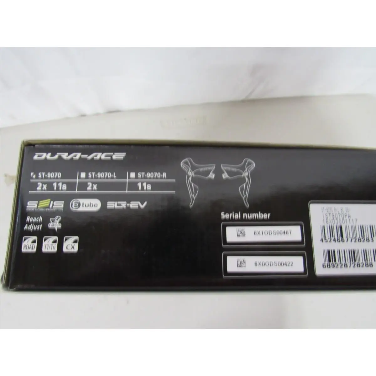 Shimano  - Shimano Dura Ace Di2 ST 9070 STI - IST9070PA (UPC: 689228728288) 5