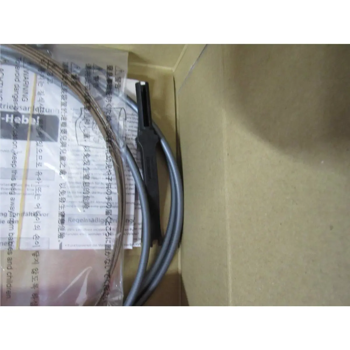 Shimano  - Shimano Dura Ace Di2 ST 9070 STI - IST9070PA (UPC: 689228728288) 2