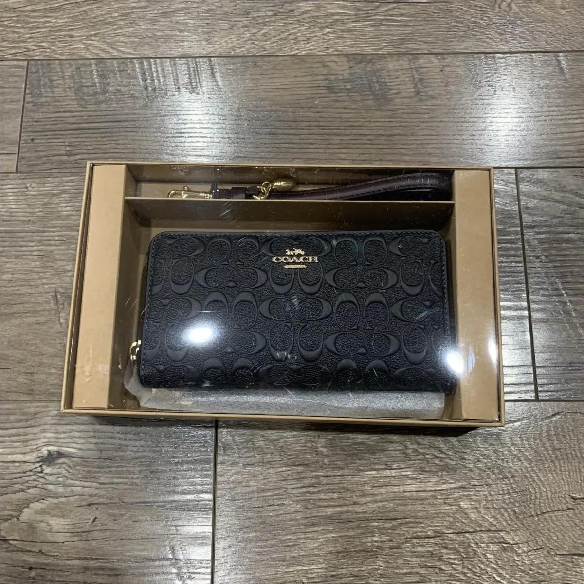 Coach Boxed Long Zip Around Wallet Embossed Signature Leather Black CF464 —