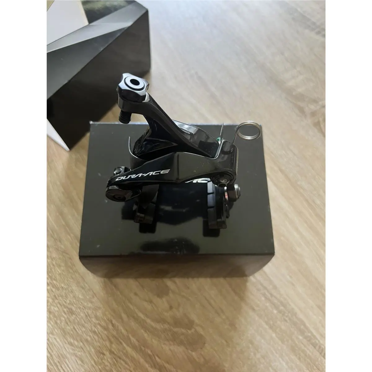 Shimano  - Shimano Dura-Ace - IBRR9110F82 - Black 2