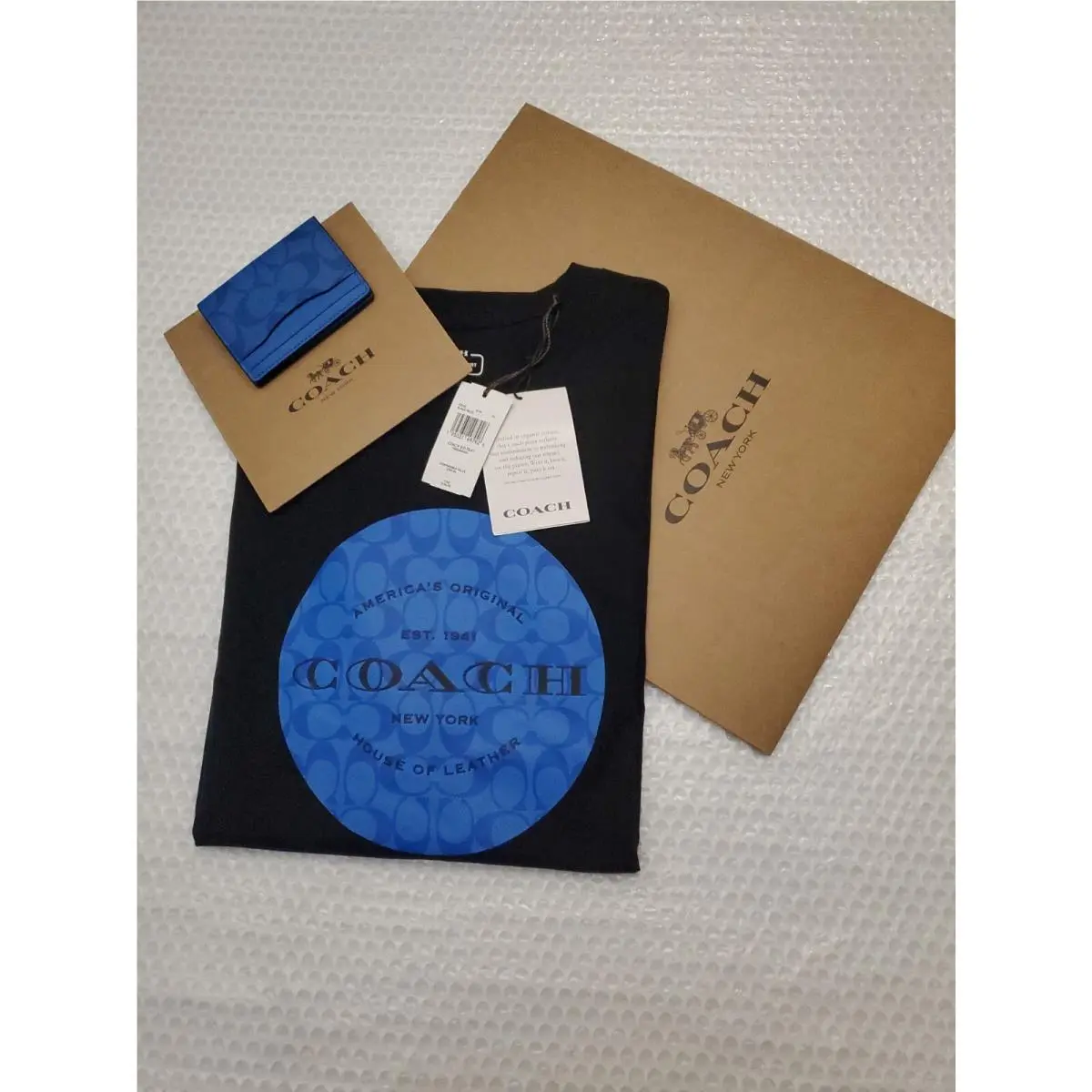 Coach Signature Teeshirt XL with Coach Signature Canvas Wallet Set