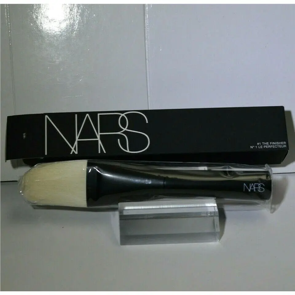 Nars Brushes: Finisher 1870 Brightener 1871 Sculptor 1873 1874 Sculptor 1877 1870 The Finisher # 1 by NARS Cosmetics