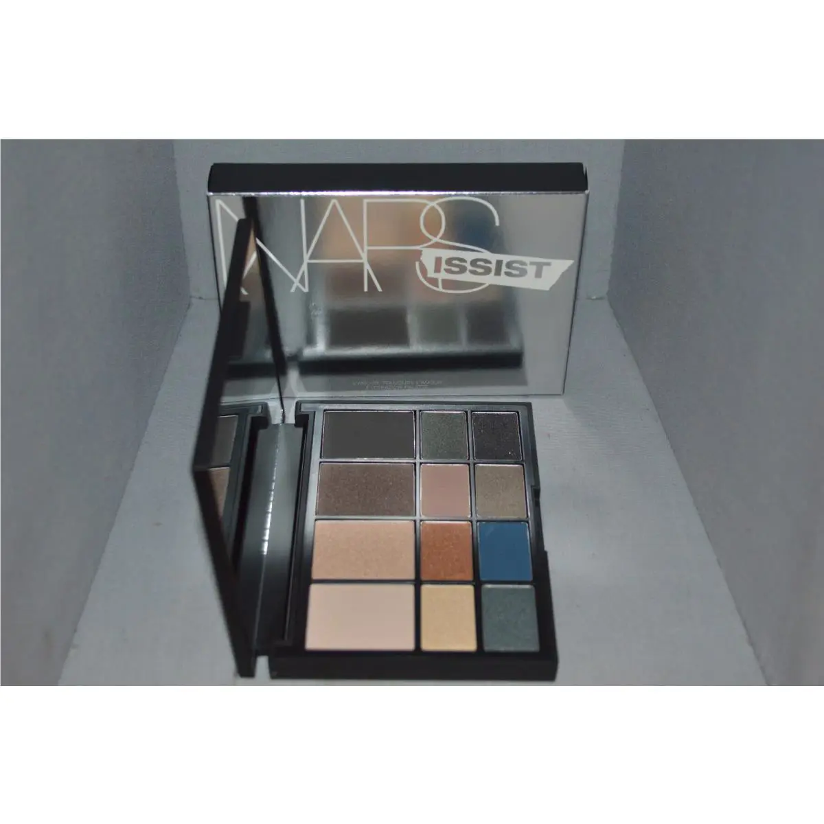 Nars Issist L`amour Toujours L`amour Eyeshadow Palette 8325 Boxed