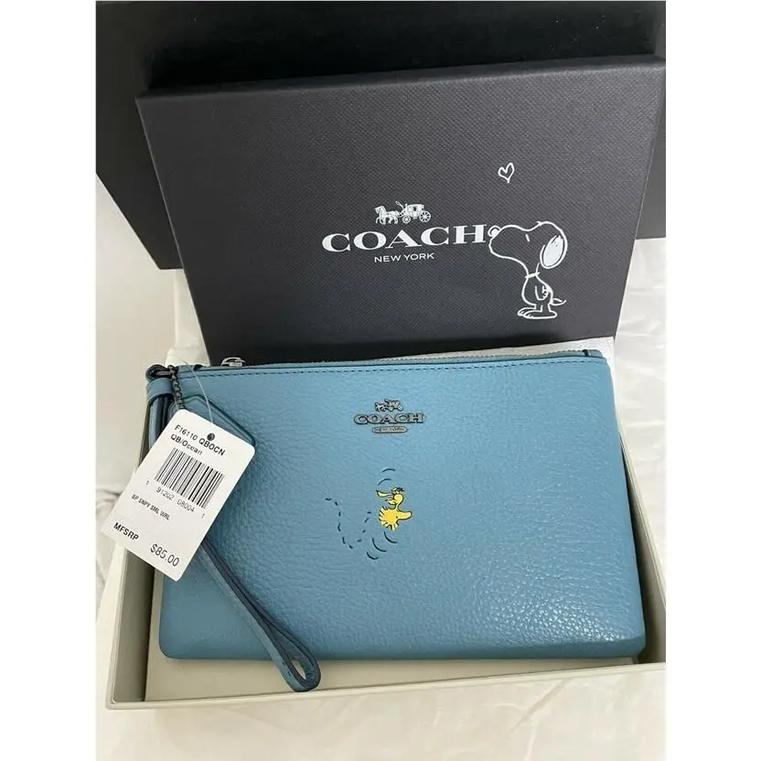 Nwt- Coach F16110B x Peanuts Boxed Snoopy Small Wristlet Wallet Clutch