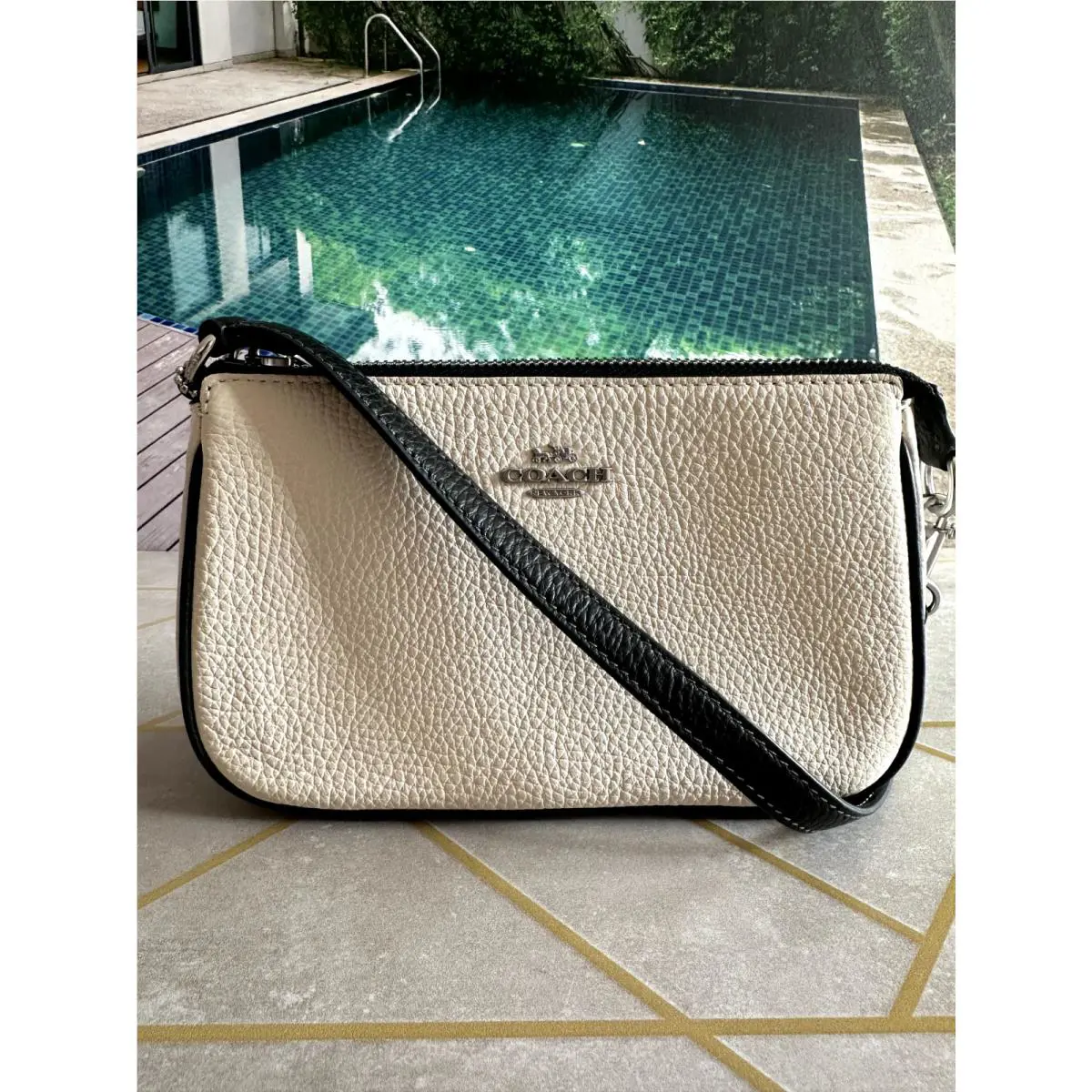 Coach Nolita 19 CP490 Chalk /black