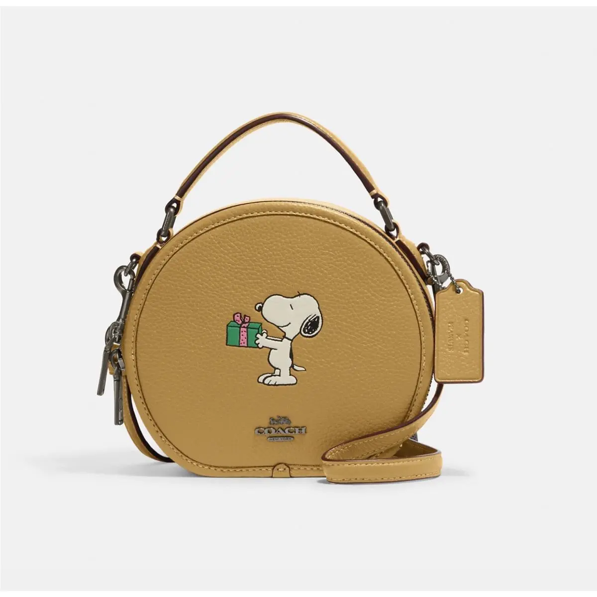 Coach X Peanuts Canteen Crossbody with Snoopy Present Motif CF290