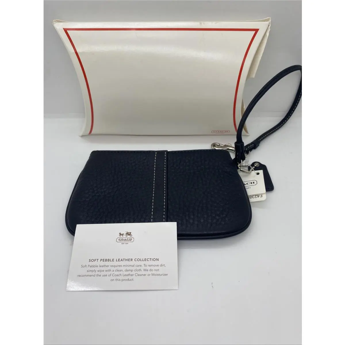 Coach Wristlet Pebbled Leather Black F42389 Coach