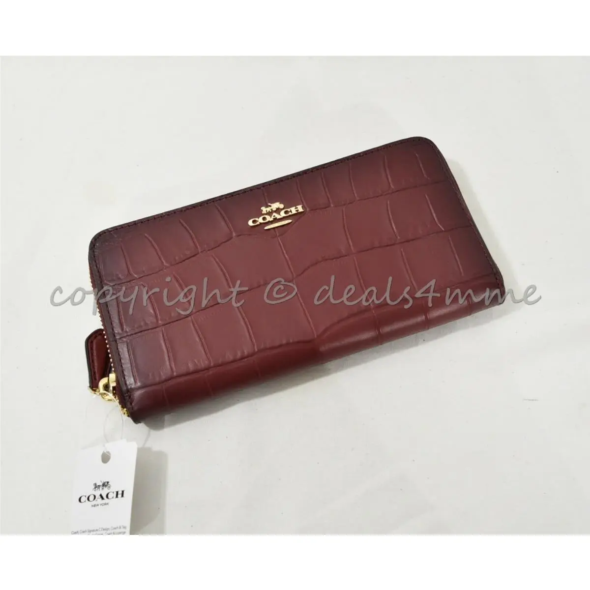 Coach F32433 Burnished Crocodile-embossed Leather Accordion Zip Wallet in Cherry