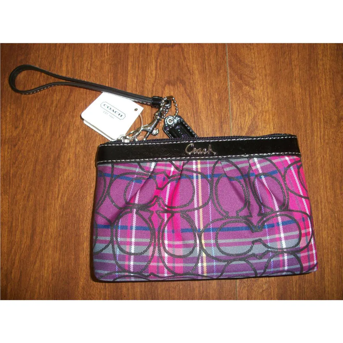 Coach Signature Stripe Tartan Pleated Wristlet Purse Pink F44282 44282