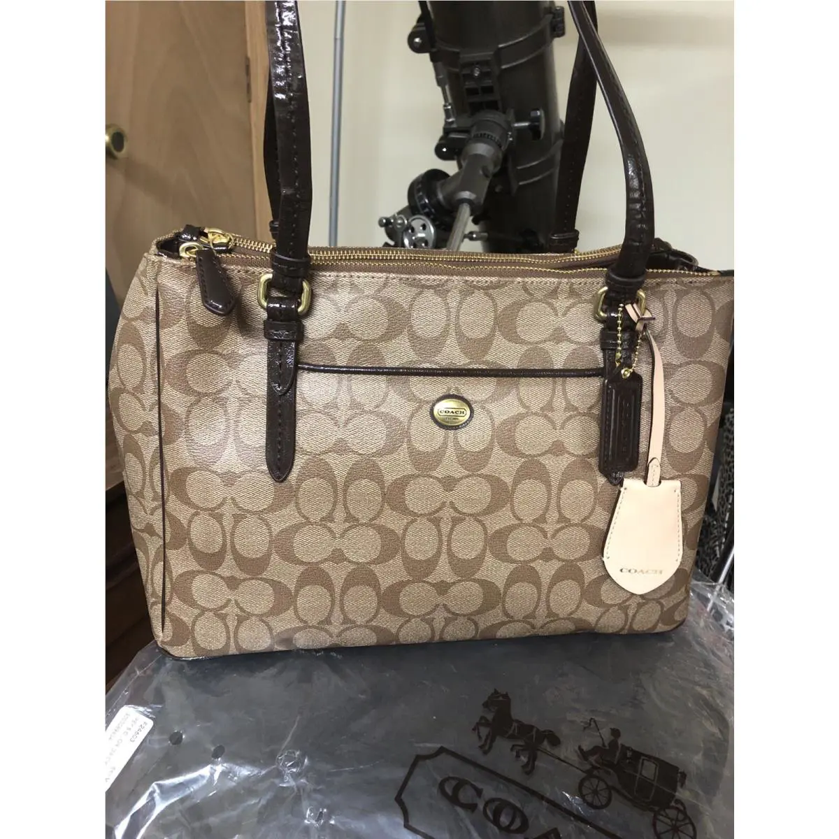 F24603 Peyton Signature Double Zip Purse Brass/khaki/mahogany by Coach