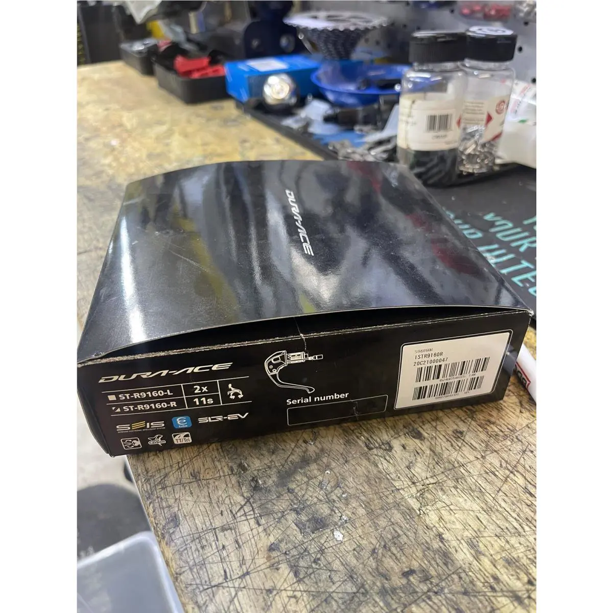 Shimano  - ST-R9160R Right Hand - Right Hand - 546684 (UPC: 617395134687) 1