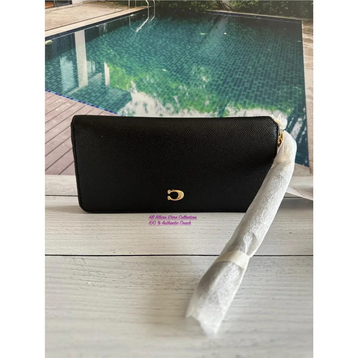 Coach C7184 Women`s Continental Crossgrain Leather Black Wallet Wristlet