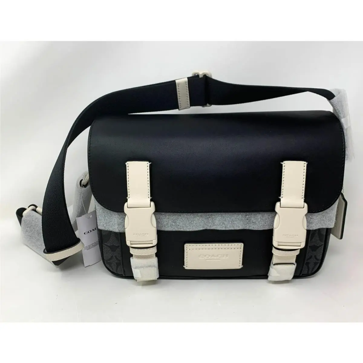 Coach C6648 Track Crossbody Bag in Signature Canvas Messenger Men’s