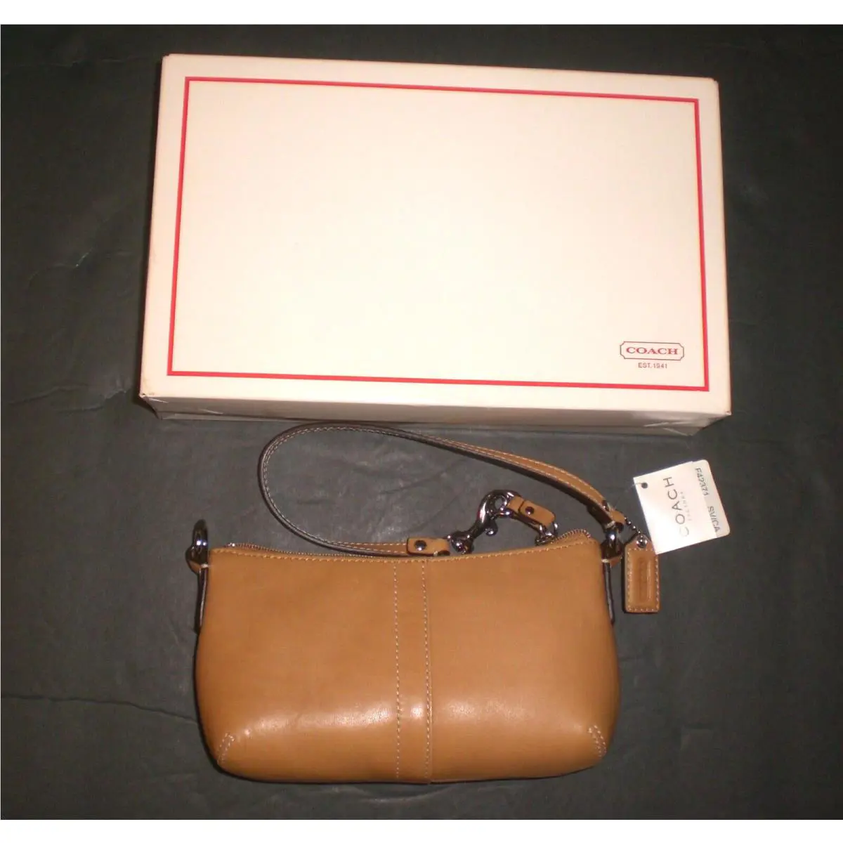 Coach Wristlet Camel Brown Leather Purse Wallet Zip Wrist Strap Box