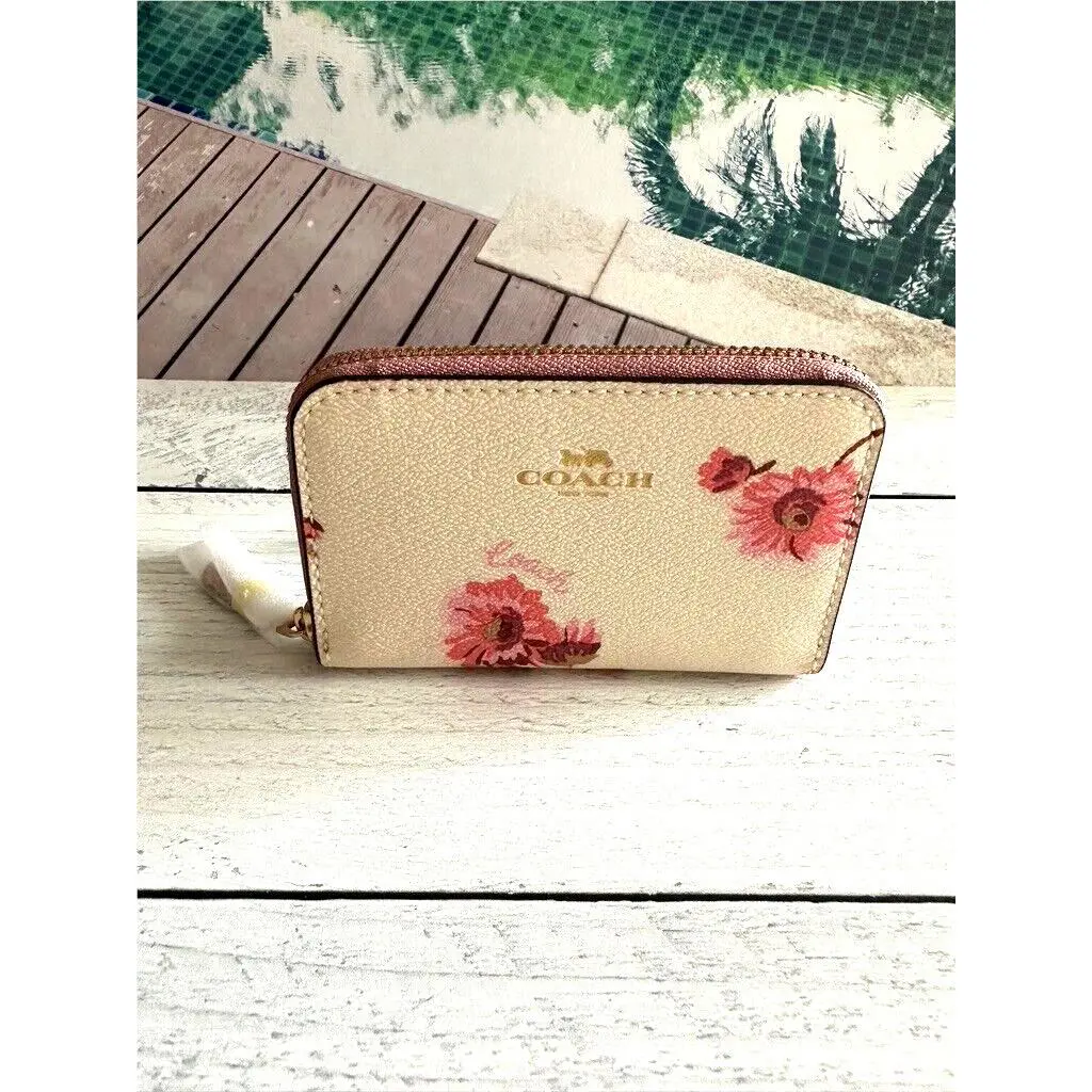 BN Coach 87796 Floral Zip Accordian Change/card Case in Chalk-multi