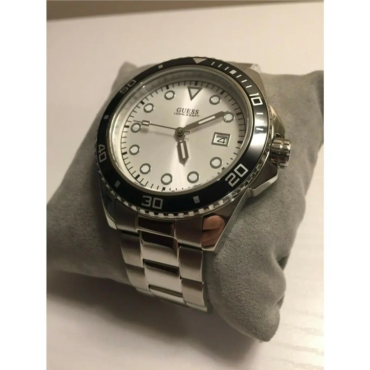 Guess U100263 Men Steel Watch