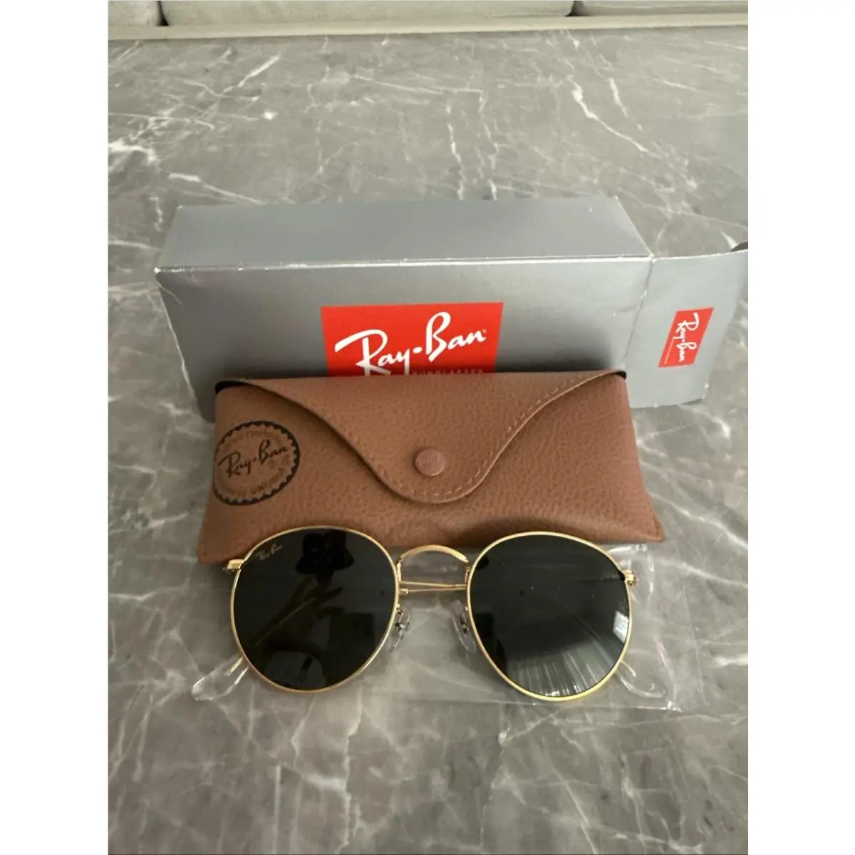 Ray-ban Round Metal Legend Gold Men`s Sunglasses - Gold Frame with Green Classic