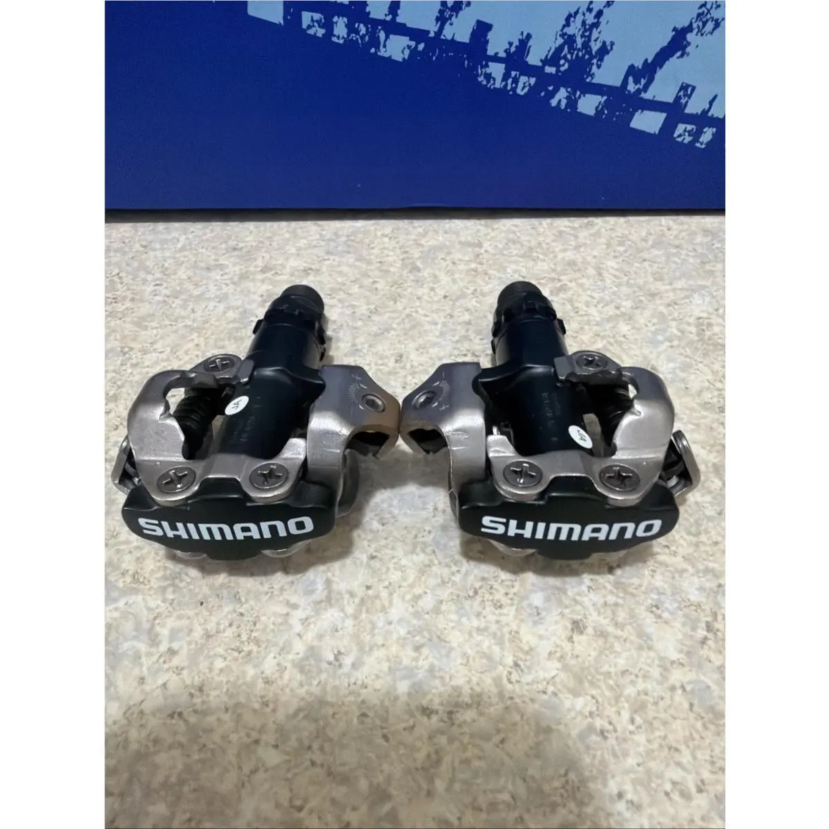 Shimano  - Shimano PD-M520 - EPDM520W - Black (UPC: 689228298910) 0