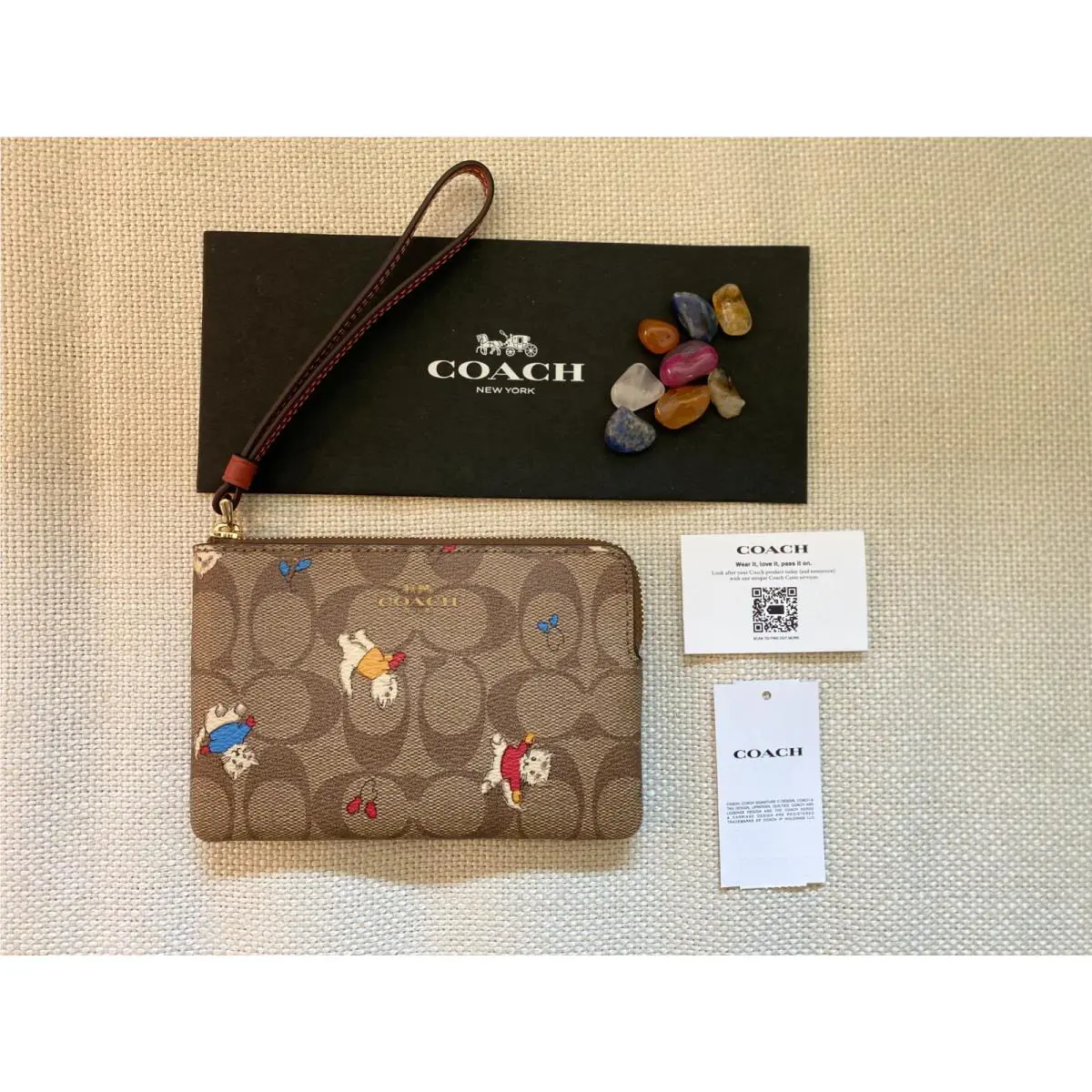 Coach Signature Cat Kitten Canvas Wristlet Strap Khaki Leather: Zip CE706