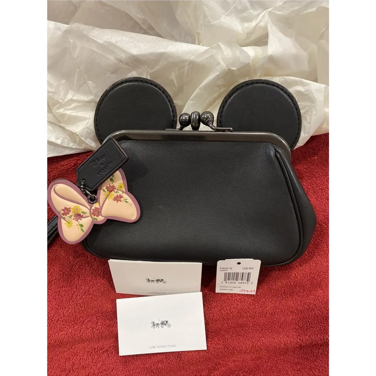 Coach Disney X Kisslock Wristlet Minnie Mouse Ears Limited Edition F30212