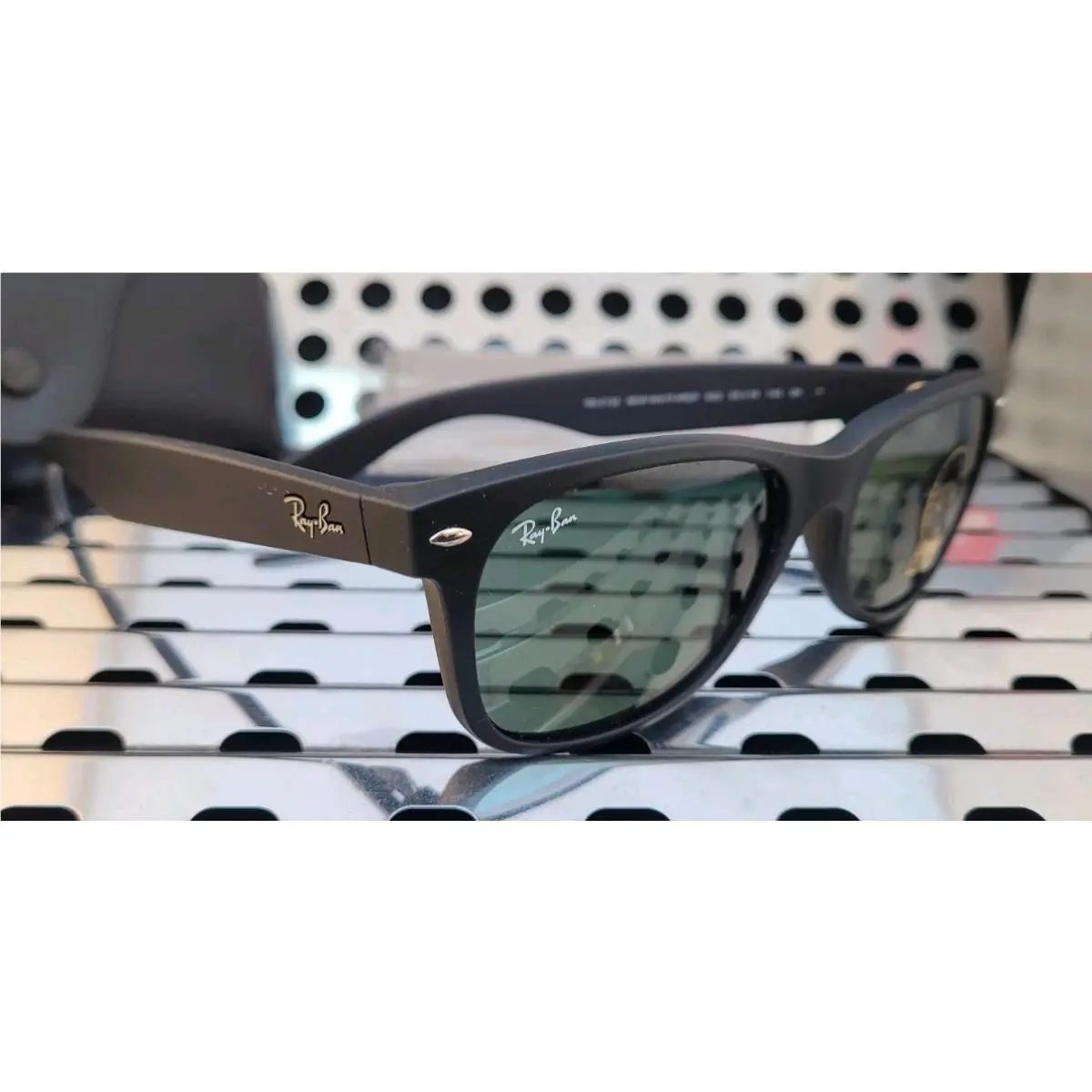 Ray-ban New Wayfarer Ray Ban RB2132 622 Wayfarer Sunglasses Rubber Blk-blk /55mm G15 Green