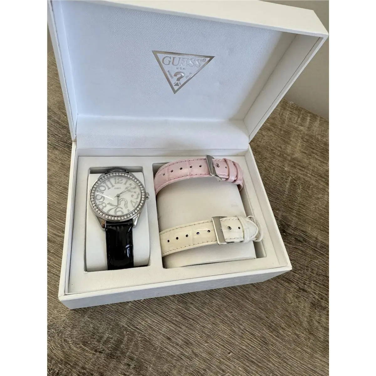 Guess White+pink+black Croc Lthr Interchangable Band+silver Watch Set U95096L1