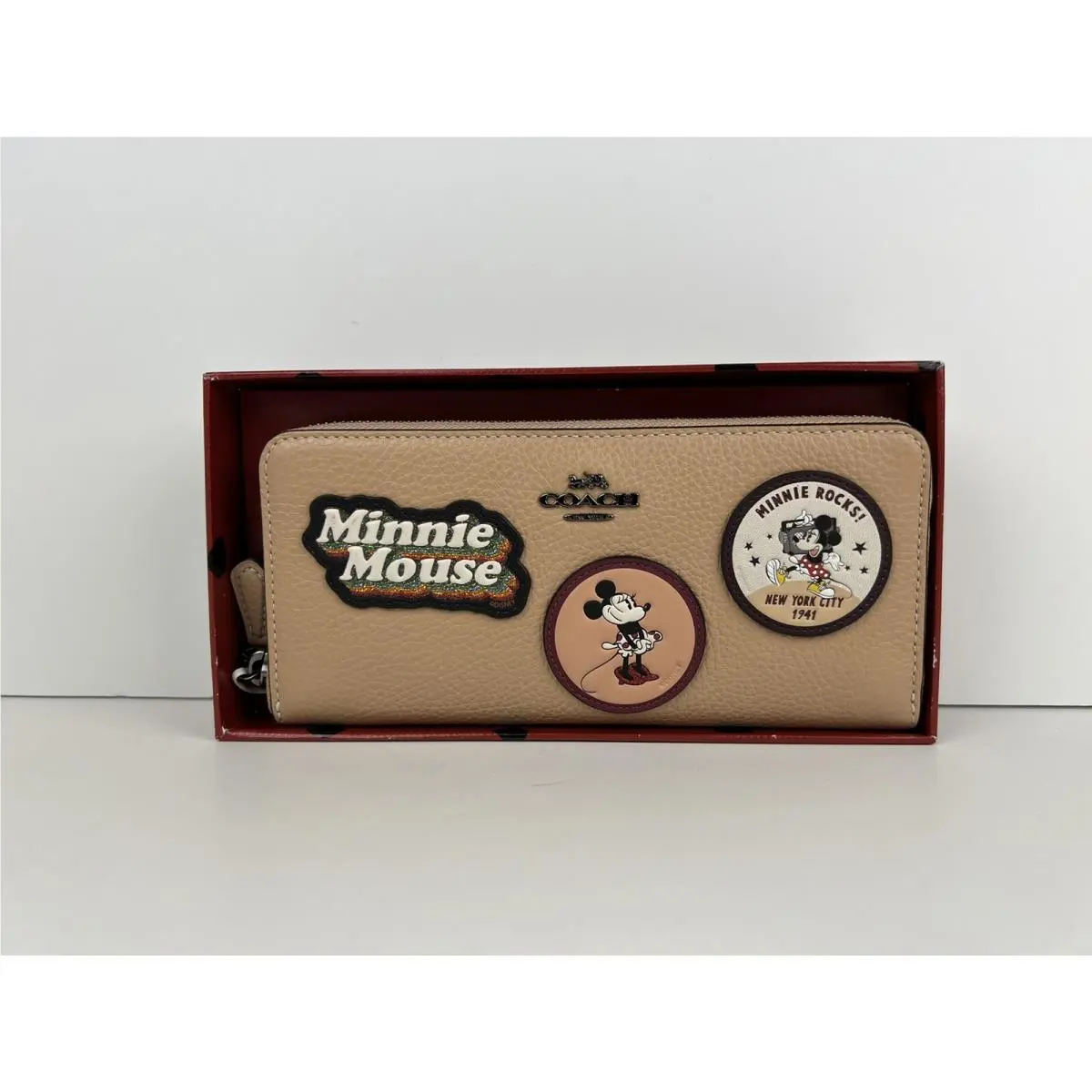 Coach Boxed Minnie Mouse Slim Accordion Zip Wallet with Patches 37547B