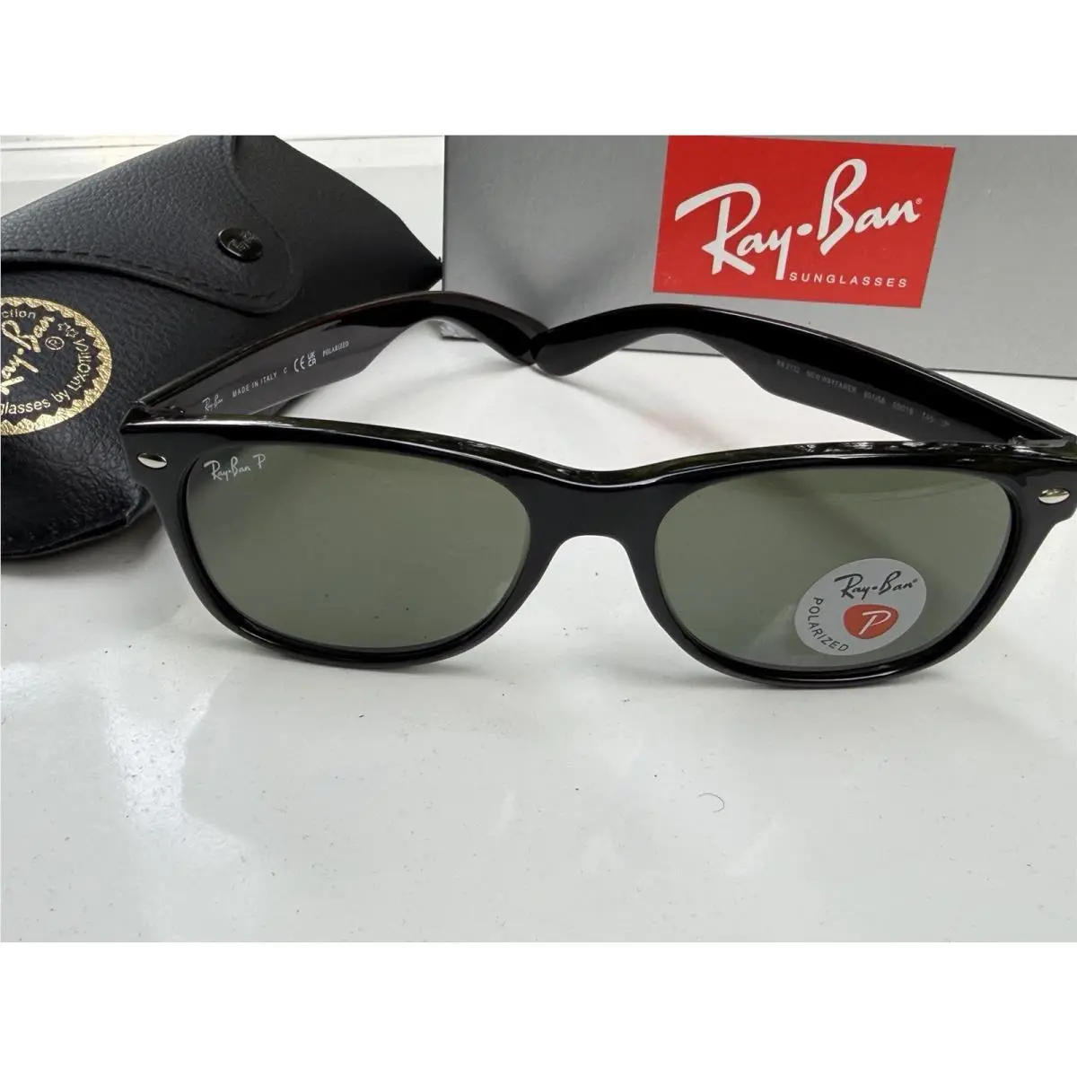Ray-ban RB2132 901/58 Polished Black Wayfarer Polarized G-15 Sunglasses 55mm by Ray-Ban