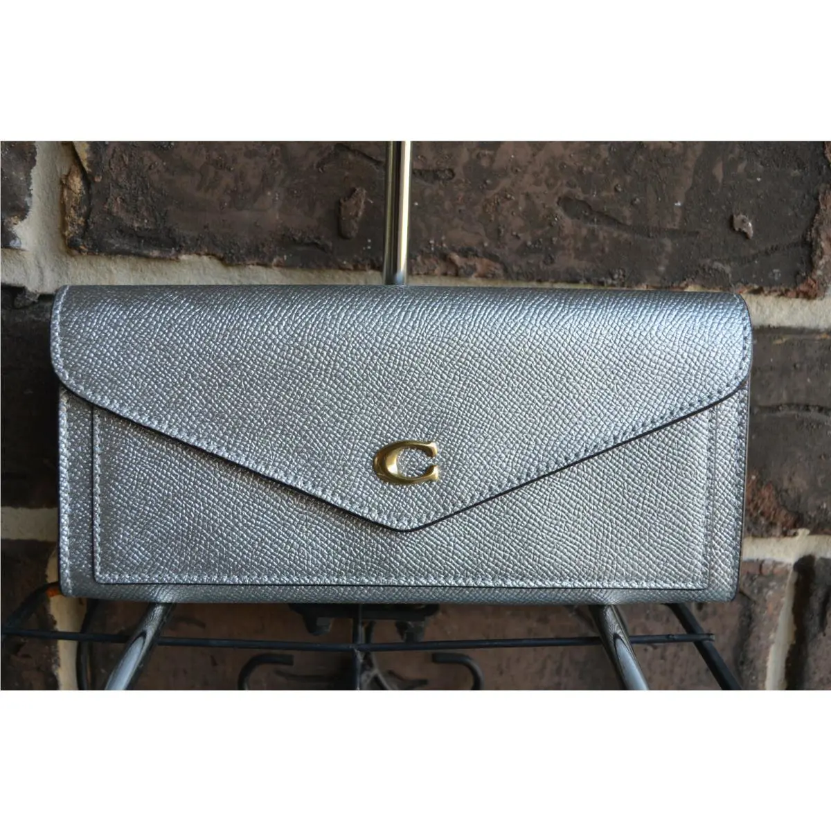 Coach Metallic Cross-grained Lthr Wyn Soft Wallet C7182 Metallic Silver