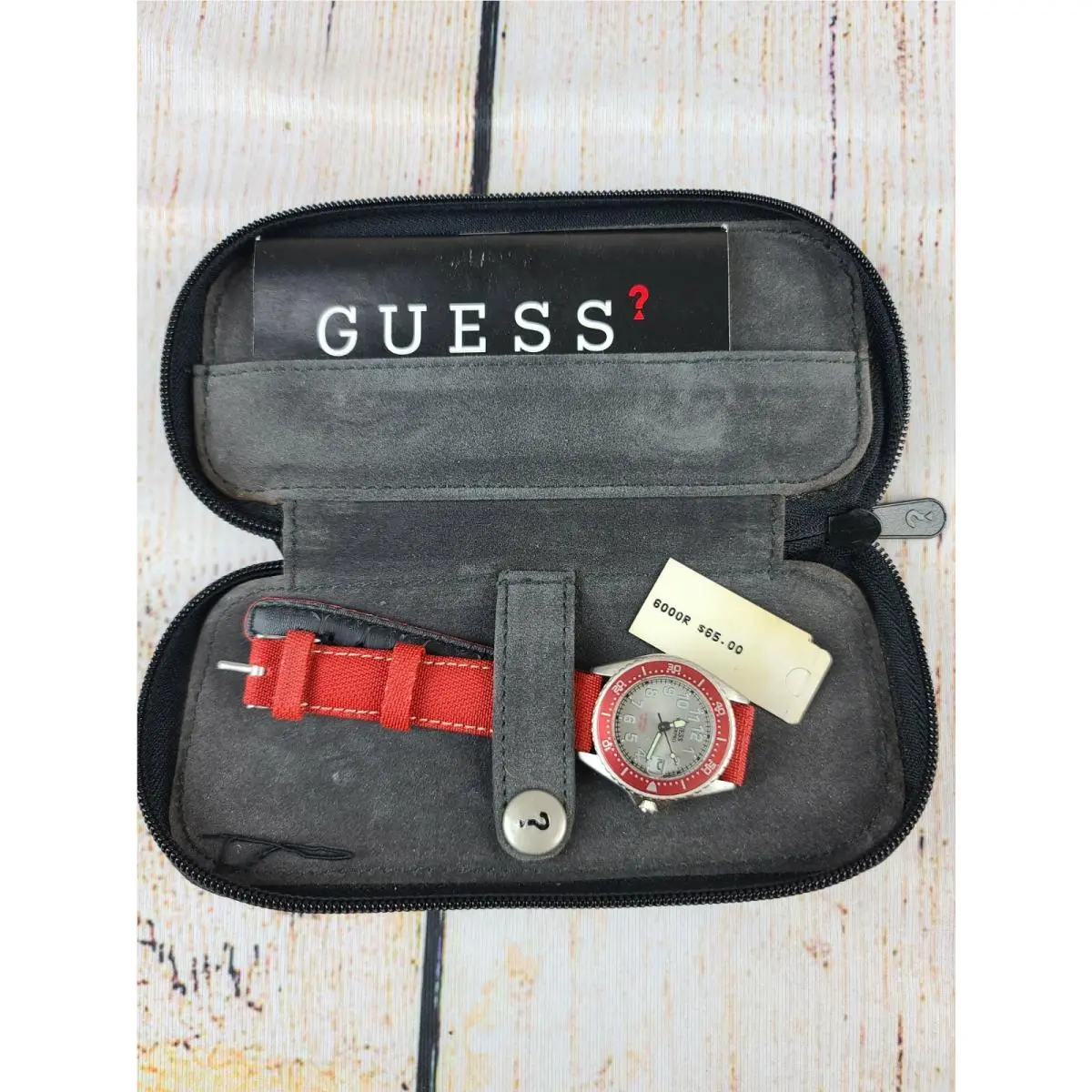 Vintage Oldstock 1996 Guess Waterpro Watch-with Case