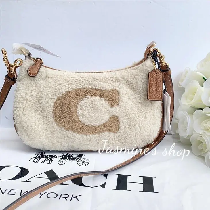 Coach Teri Shoulder Bag CE557