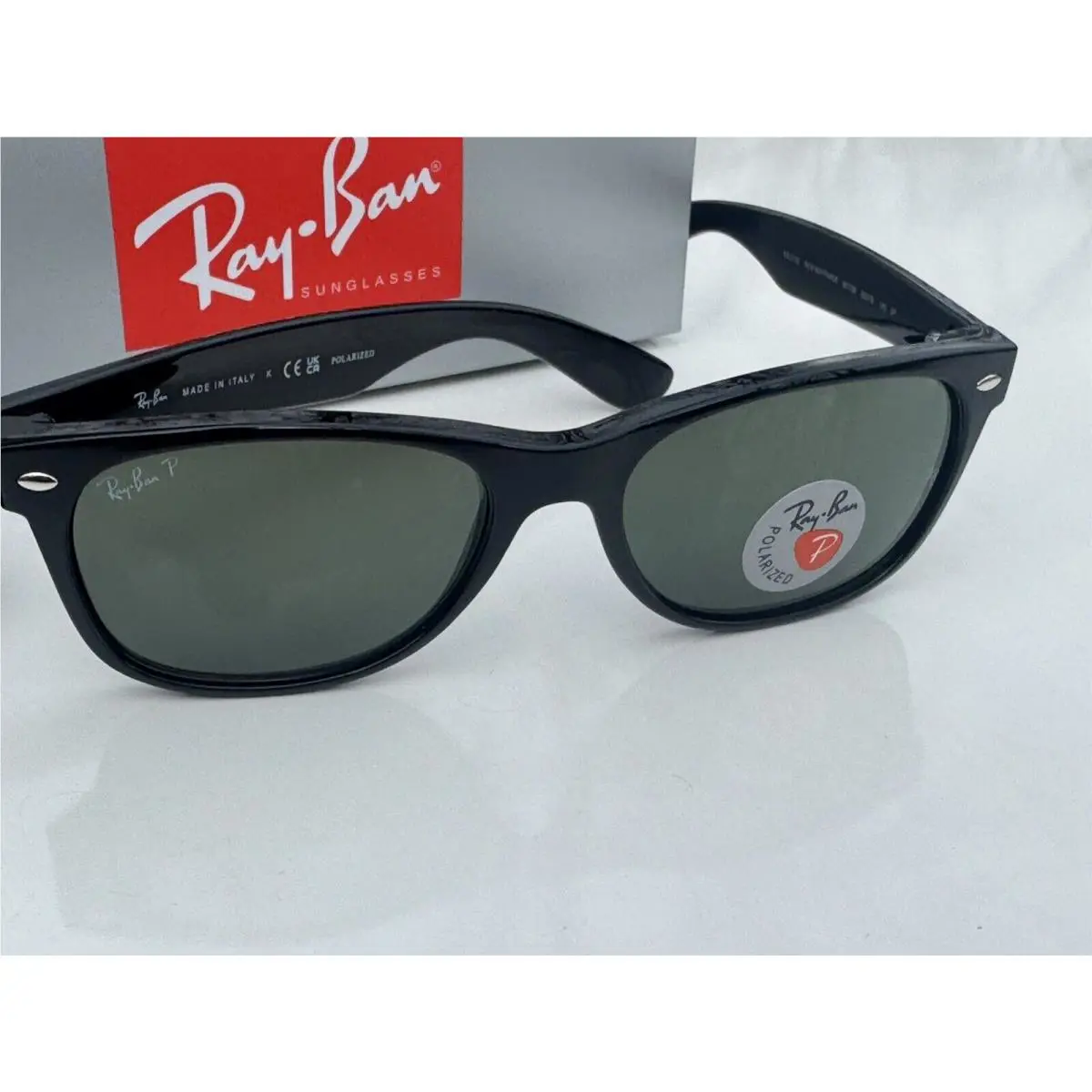 Ray-ban New Wayfarer RB2132 Wayfarer 901/58 3P Polarized G-15 Green 55mm Sunglasses