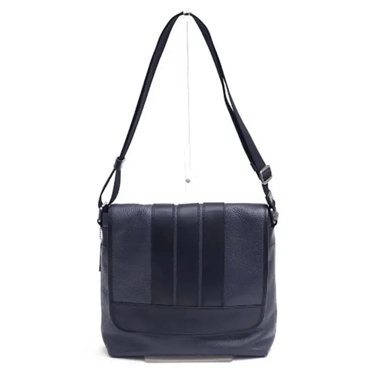 Coach Bond Messenger in Pebble Leather F56666 Midnight