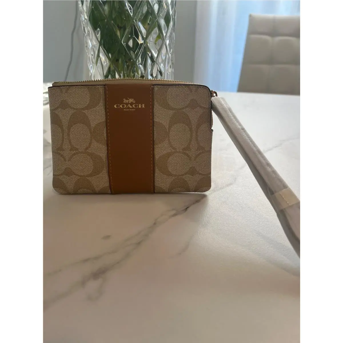 Coach Corner Zip CS602 Wristlet In Signature Canvas Khaki W/original Tags