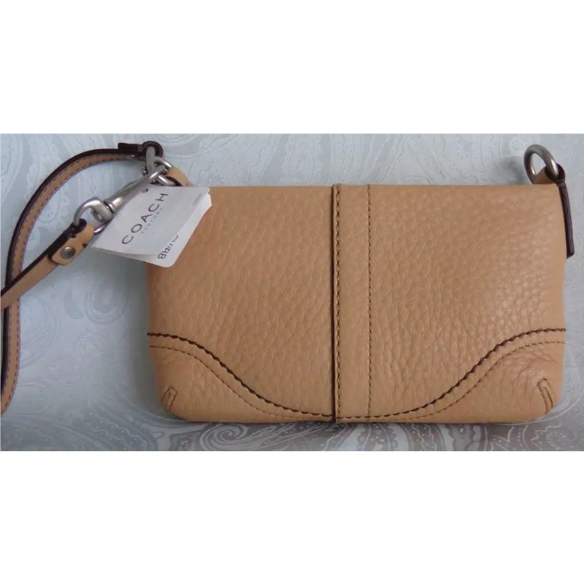 Coach 41520 Soft Leather Duffel Wrist-let in Bamboo Roomy Rare Find