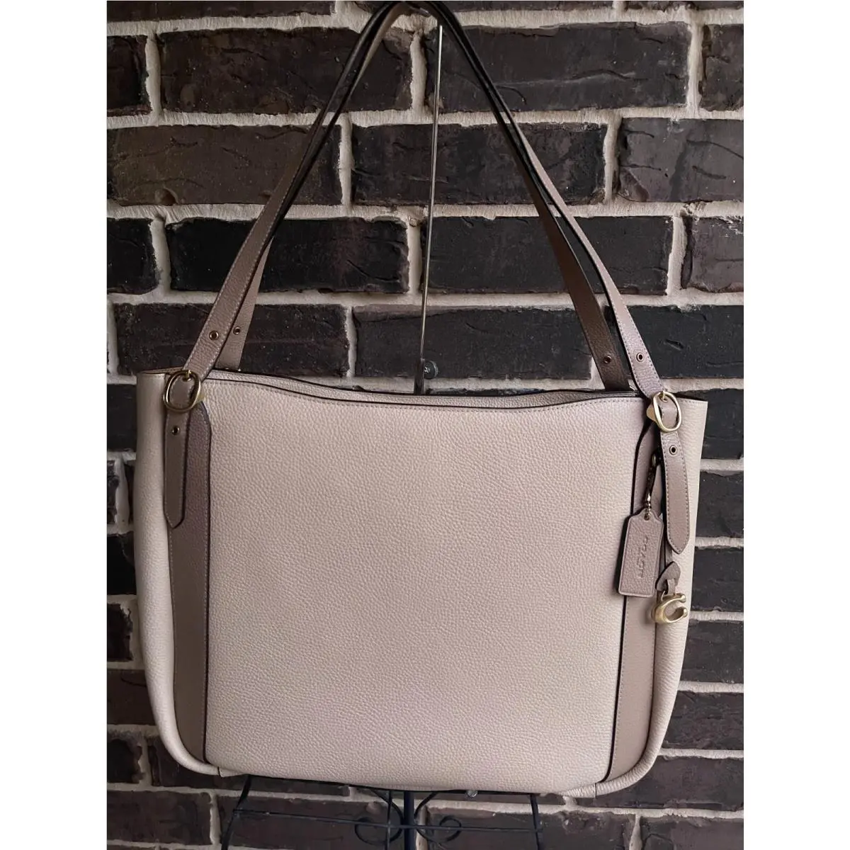 NWT$450 Coach Alana Pebble Leather Tote Colorblock Ivory Multi Beige Large C8366