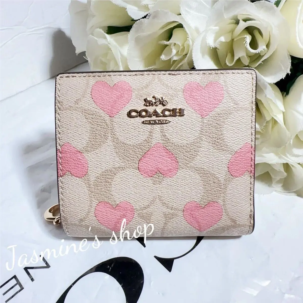 Coach Snap Wallet In Signature Canvas with Heart Print CQ145