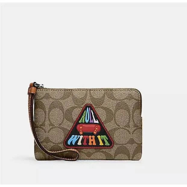 Coach Sig Canvas Wristlet Corner Zip Khaki Multi Pride Roll with It Patch