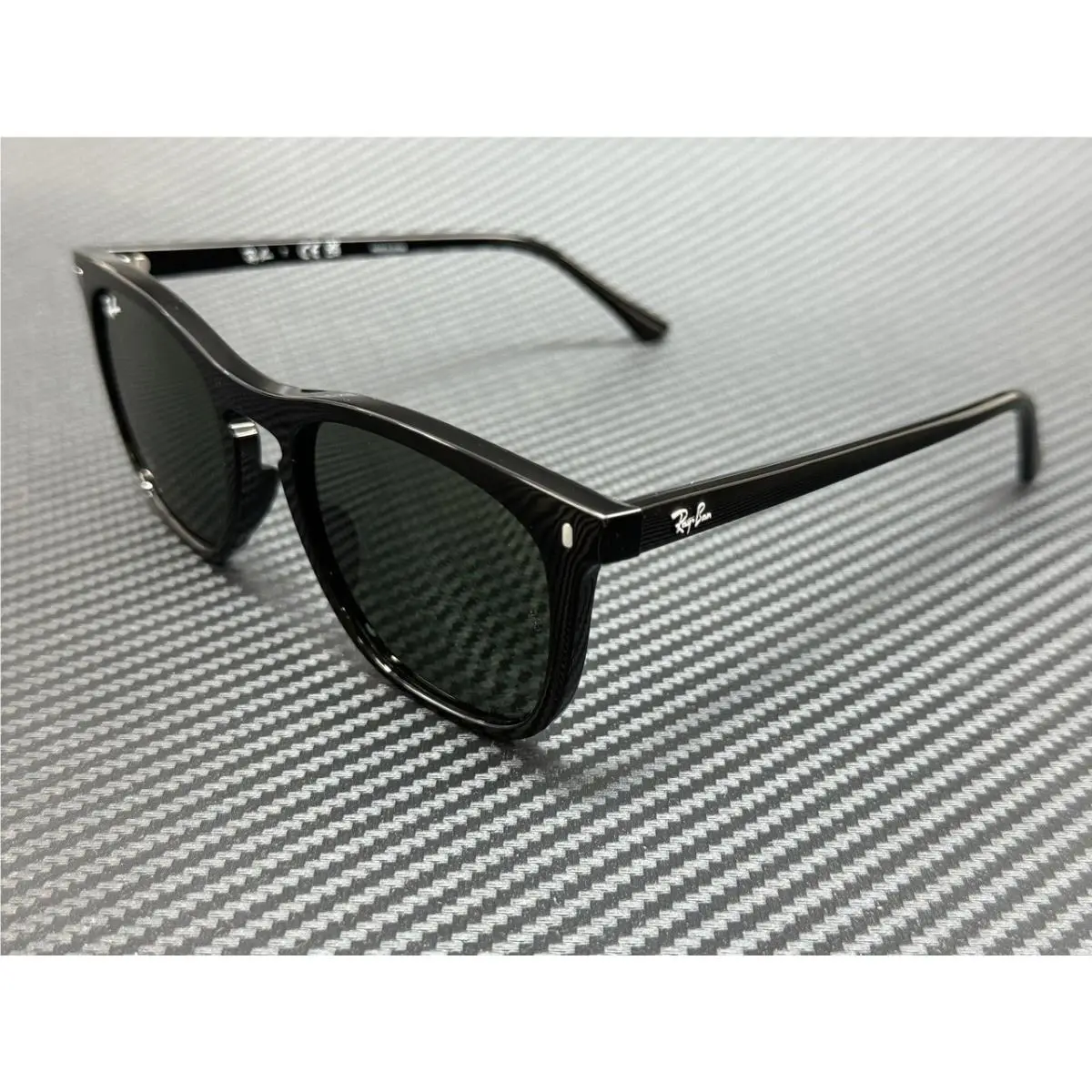 Ray Ban RB2210 901 31 Black Green Unisex 53 mm Sunglasses