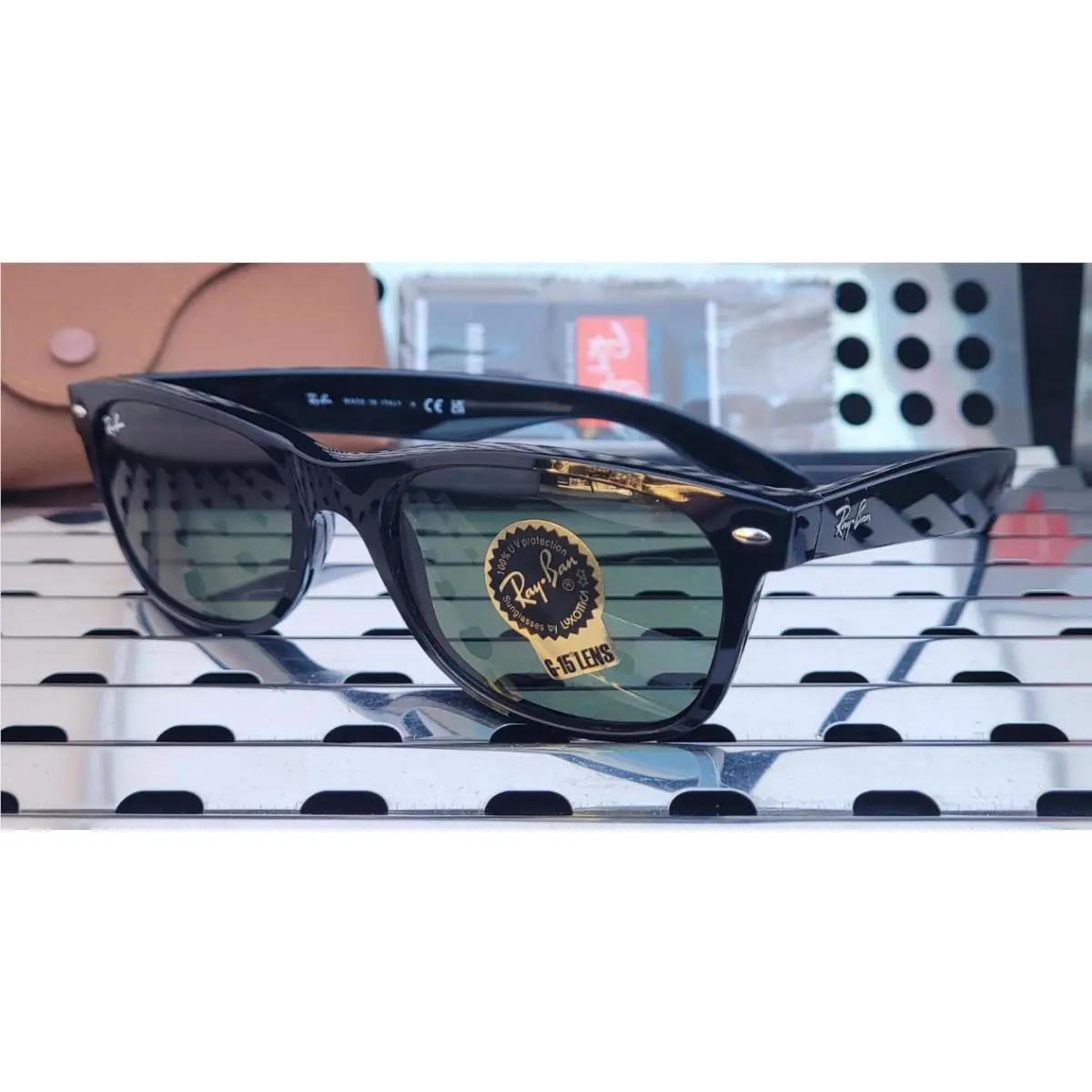 Ray-ban New Wayfarer Ray Ban RB2132 901L Wayfarer Sunglasses Black w/ Classic G15 Dark Green