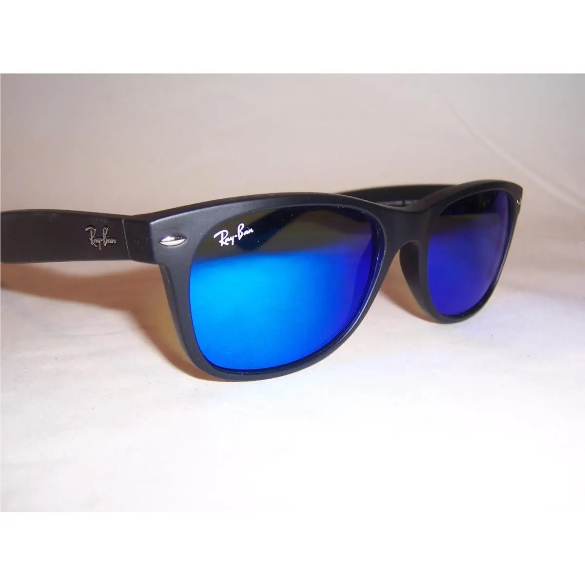 Ray Ban Sunglasses Wayfarer RB 2132 622/17 Black/blue 55mm