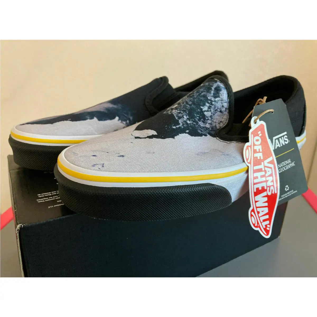 Vans shoes - Vans Classic Slip-On - Classic - VN0A4U38WT3 - Black 0
