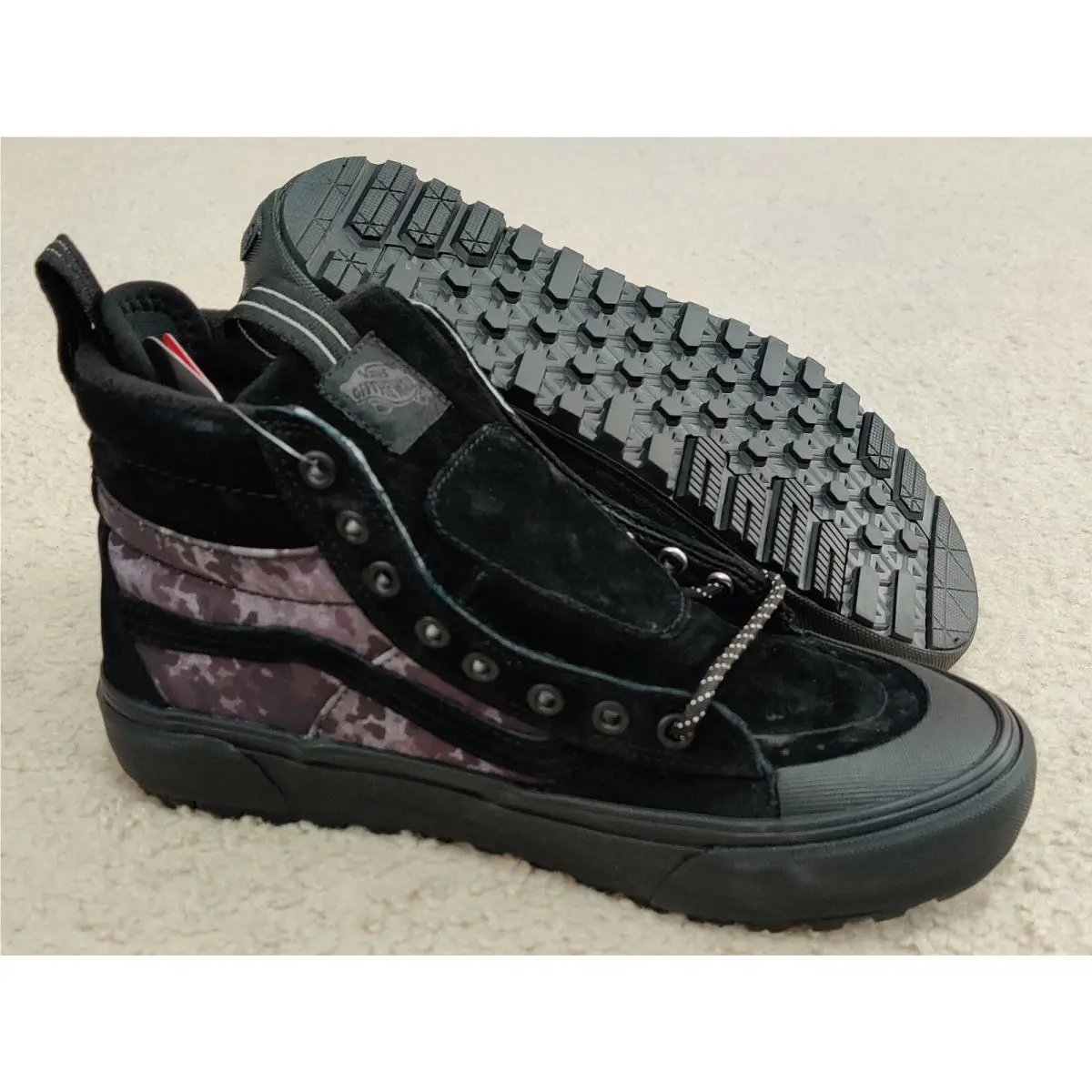 Vans shoes - VANS Sk8-Hi - VN0A5HZZ29B - Black 0