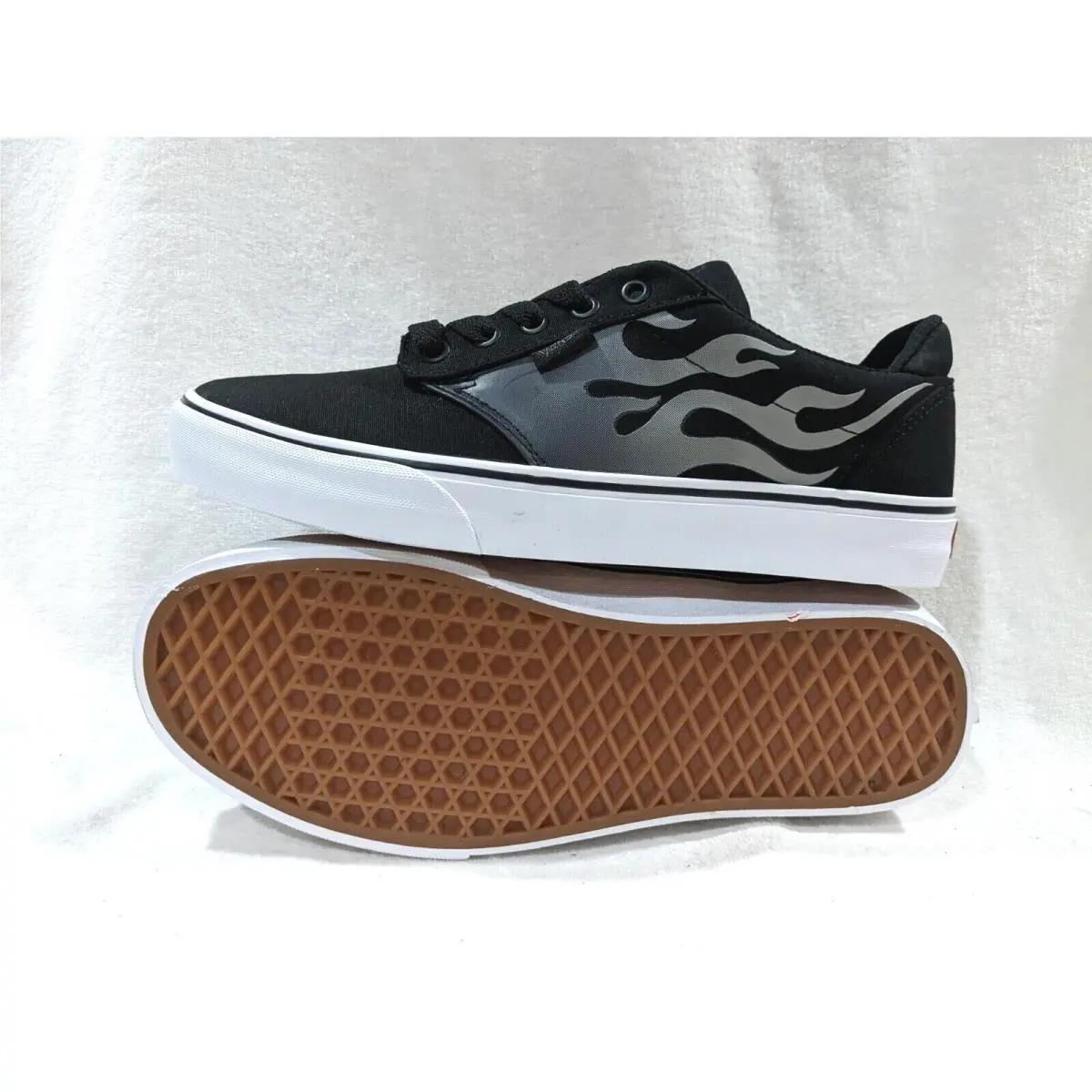 Vans shoes - VANS Atwood Deluxe - Atwood Deluxe - VN0AELYBA2 - Black/White 8