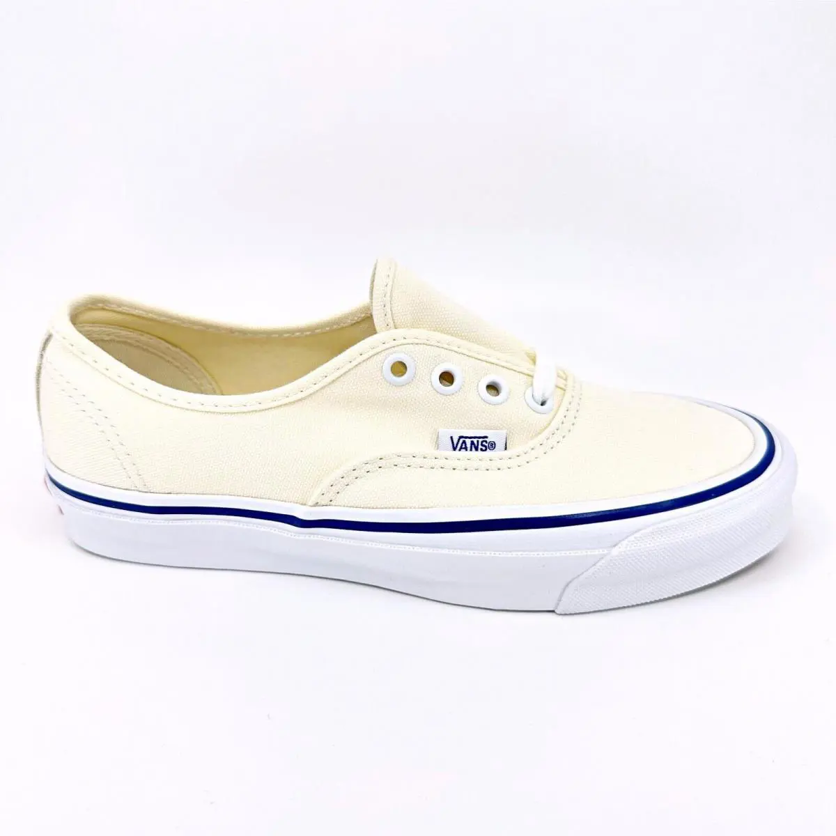 Vans shoes - VANS Authentic - Authentic - VN0A4BV90RD - Beige 3